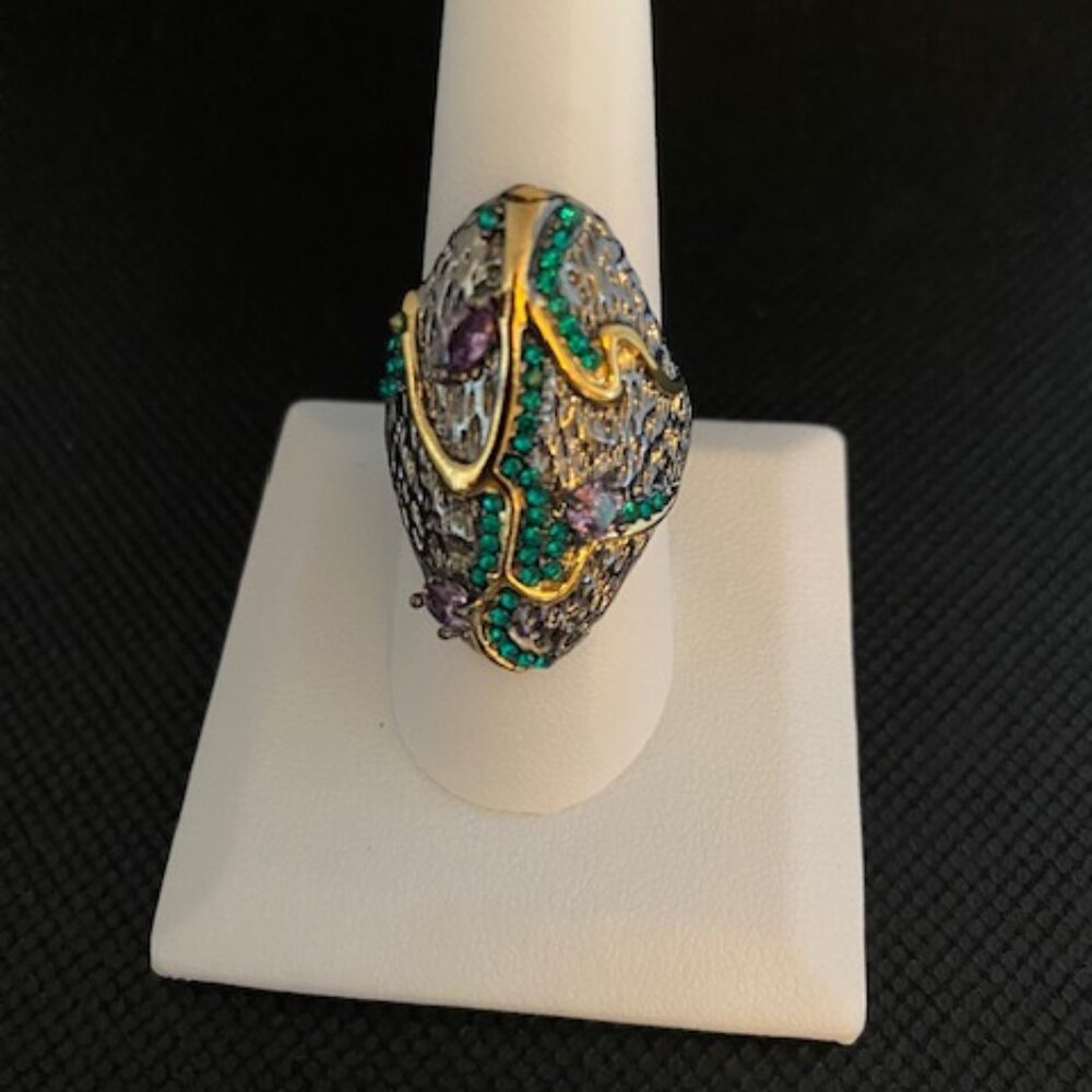 New 925 Size 9 Ring Vintage with Purple and Green Stones